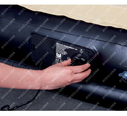 67483 Надувная кровать Soft-Back Elevated Airbed(Queen) Bestway 226х152х74 см со встроенным насосом